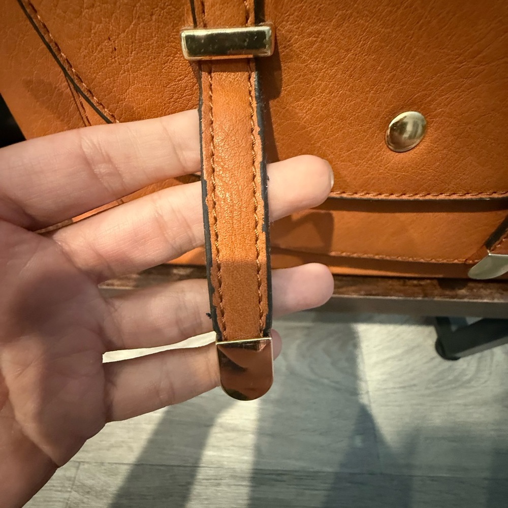 Purse/Backpack - Picture 7 of 16